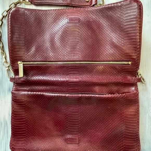 Tory Burch Reva Python Clutch - Picture 2 of 14